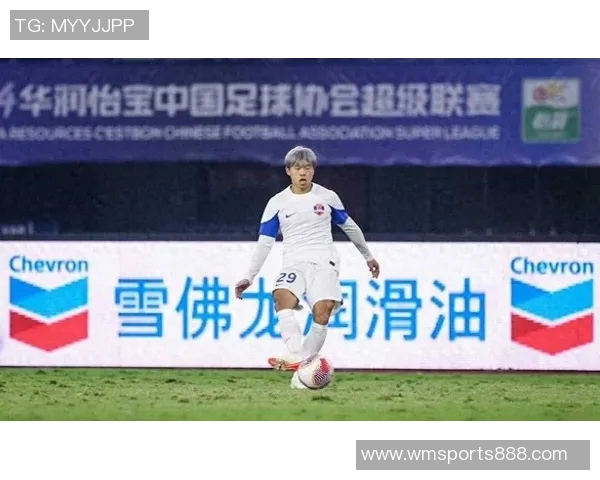 梅州客家茹子楠远射破门领先青岛海牛罗德里格射门中柱未果