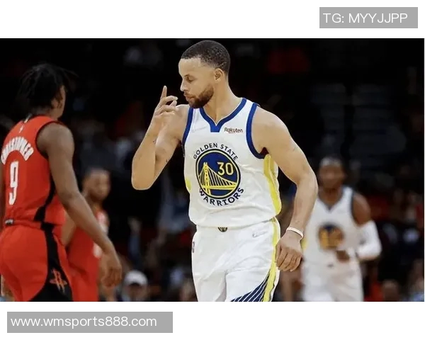 库里第三节表现出色但下场后勇士陷入得分荒球队失去节奏