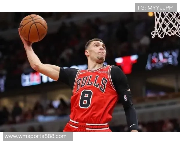 杨瀚森在拓媒谈中被指三分球不稳低位进攻能力待提升