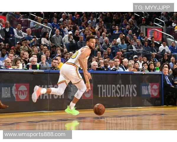 维金斯状态低迷18投仅4中表现不佳贡献11分6篮板5助攻