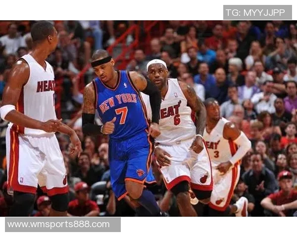 卡梅隆托马斯谈替补身份是否沮丧表示无可奉告引发关注